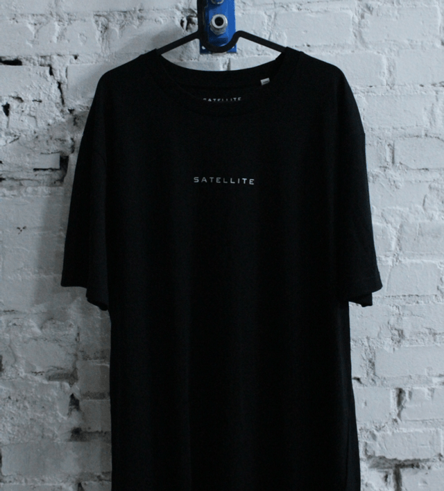 SATELLITE 